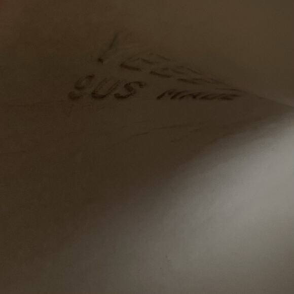 Adidas Yeezy Slides Womens Size 9 Pure Beige Tan Sandals, No Box - Picture 8 of 9